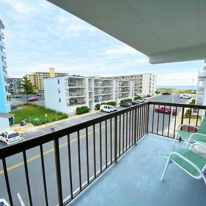 Ocean Princess 207 Apartment